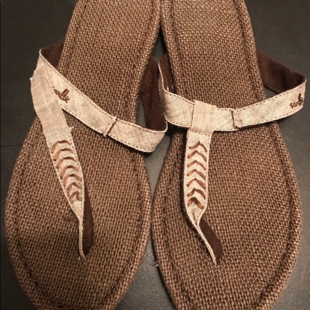 Sanuk sandals